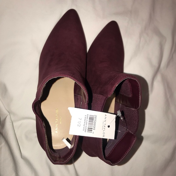 Ann Taylor Factory Shoes - Ann Taylor Pointy Toe Booties Burgundy size 7 1/2
